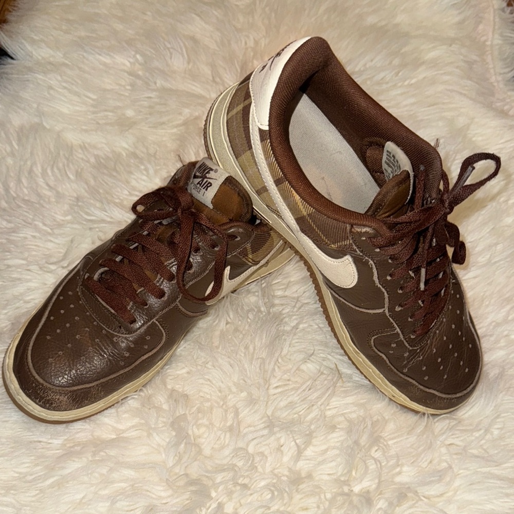 Nike Brown and White Sneakers with Classic Style